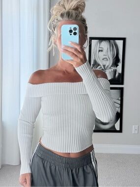 Edikted Off-the-Shoulder Ribbed Top - White